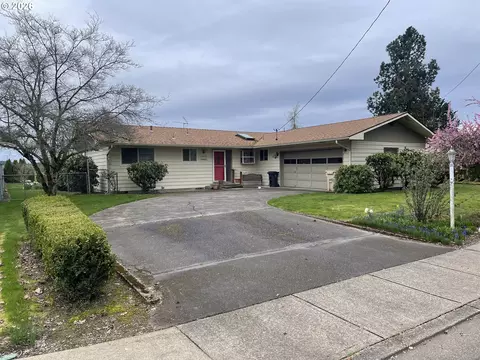 1907 SE Miller Ave, Dallas, OR 97338