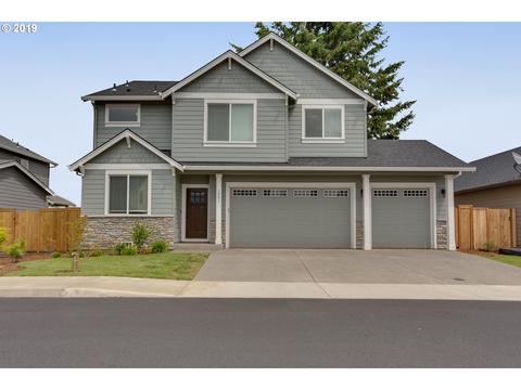 1091 E 1st Ave, Estacada, OR 97023 photo 1