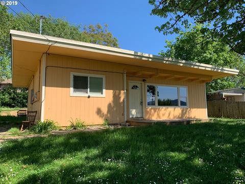 264 SE Darrell Ave, Winston, OR 97496 photo 1