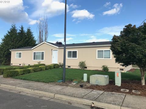 2557 Rosebay St, Eugene, OR 97402 photo 1