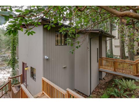 725 E 44th Ave, Eugene, OR 97405 photo 1