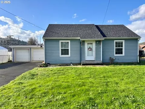 196 NE Flagg St, Roseburg, OR 97470