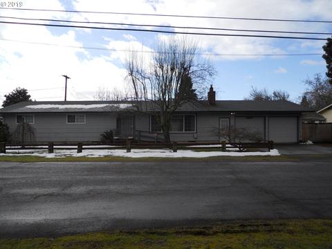 110 Wilkes Dr, Eugene, OR 97404 photo 1