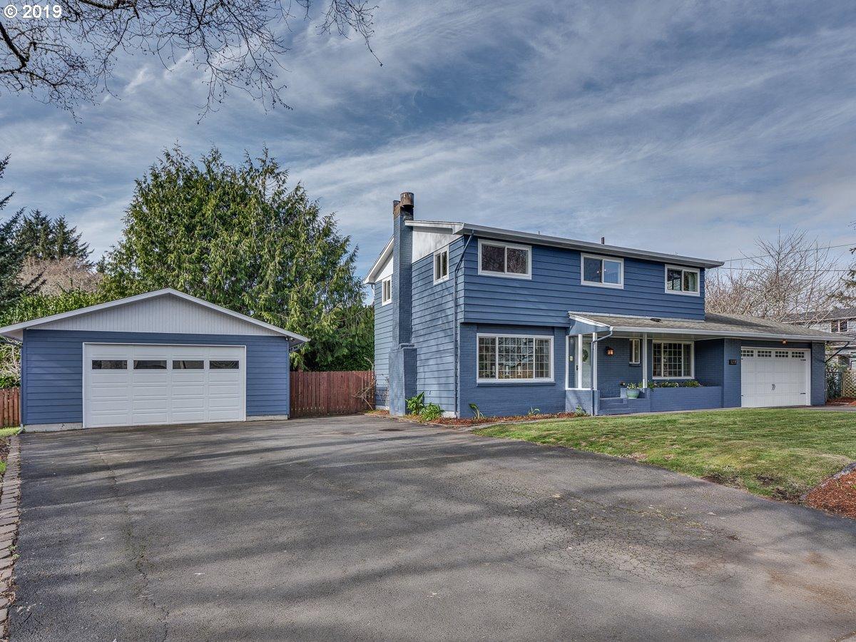 3235 NE West Devils Lake Rd, Lincoln City, OR 97367 MLS 19327824