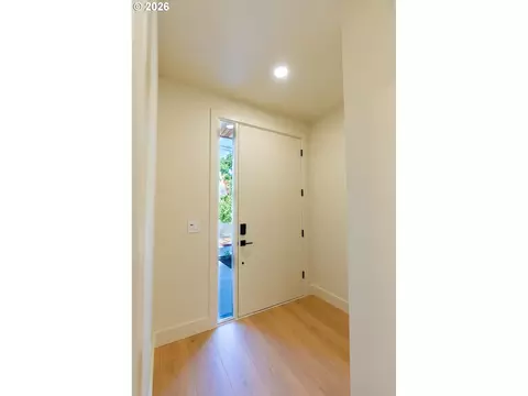 Entry Way - 814 E 22nd Ave, Eugene, OR 97405 photo 5 of 5