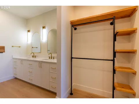 Other - 814 E 22nd Ave, Eugene, OR 97405 photo 7 of 12