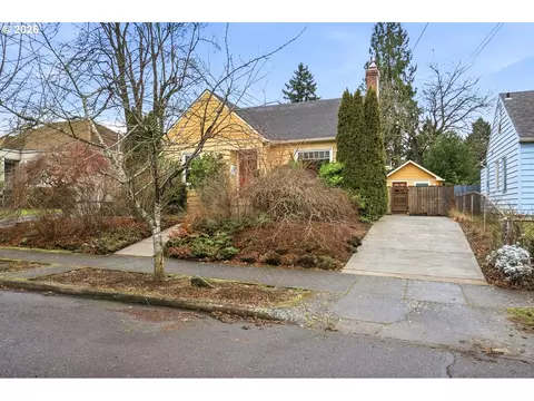 5851 NE 16th Ave, Portland, OR 97211