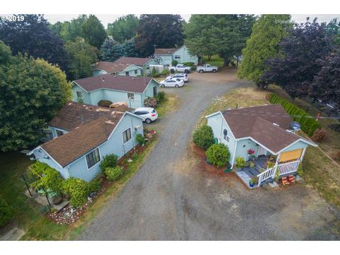 8141 SE Orient Dr, Gresham, OR 97080 photo 1
