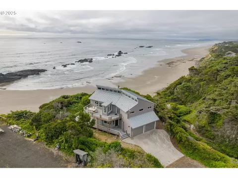 10350 NW Pacific Coast Hwy, Seal Rock, OR 97376