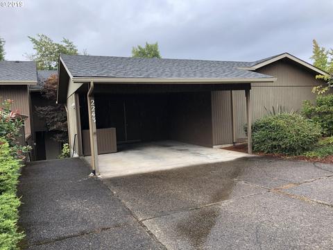 2243 Ridgeway Dr, Eugene, OR 97401 photo 1