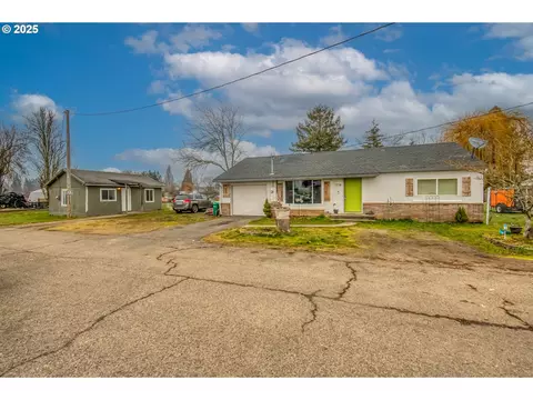 1778 Mountain View Ln, Forest Grove, OR 97116