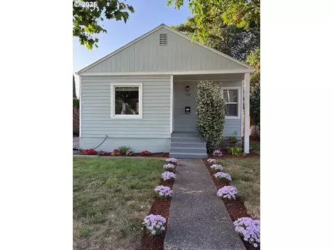 708 W 28th St, Vancouver, WA 98660