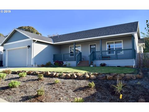 1026 Emmett Loop, Silverton, OR 97381 photo 1
