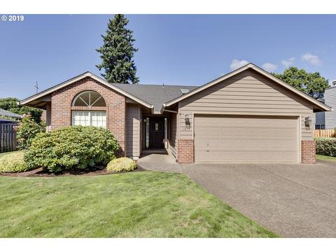 1815 N Laurelwood Loop, Canby, OR 97013 photo 1