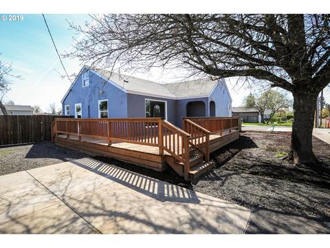 1375 S St, Springfield, OR 97477 photo 1
