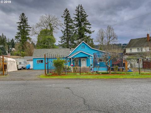 402 SE 3rd Ave, Estacada, OR 97023 photo 1