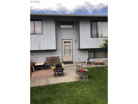 3710 SW Marshall Pl, Pendleton, OR 97801 photo 1