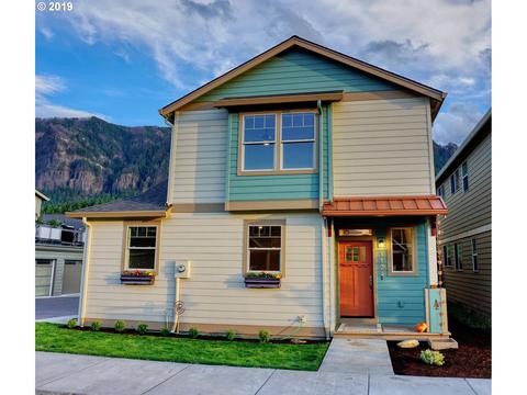 1124 Chinookan Dr, Cascade Locks, OR 97014 photo 1