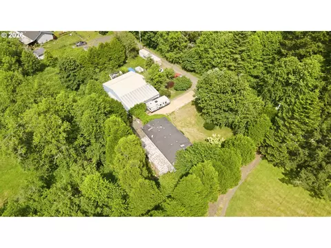 82520 Vinemaple Rd, Seaside, OR 97138