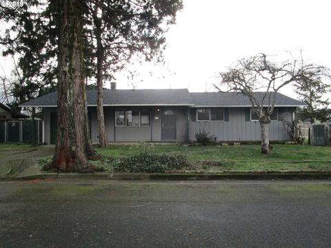 708 E 7th St, Molalla, OR 97038 photo 1