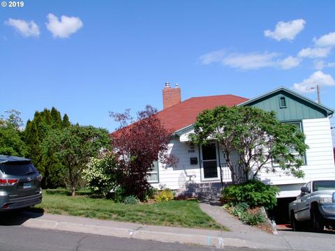 702 NW 10th St, Pendleton, OR 97801 photo 1