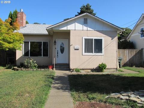1428 S Cherry St, Cornelius, OR 97113 photo 1