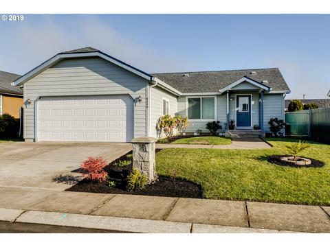 5239 Golden Eagle Dr, Eugene, OR 97402 photo 1