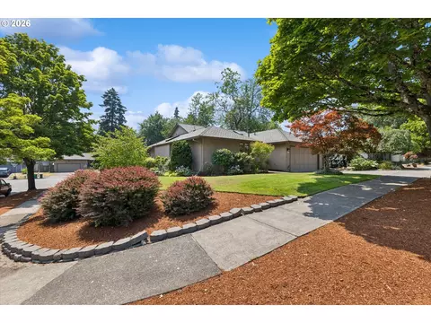 12840 SW Barberry Dr, Beaverton, OR 97008