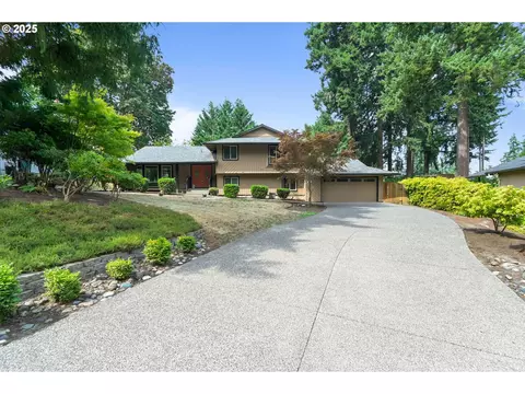 10608 NE 36th Ave, Vancouver, WA 98686