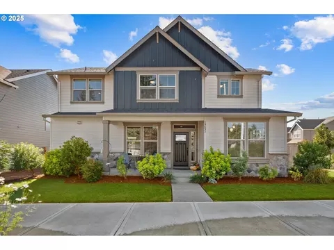 19693 Leland Rd, Oregon City, OR 97045