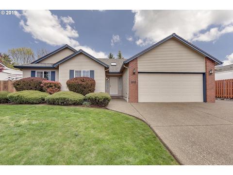 1042 S Pine St, Canby, OR 97013 photo 1