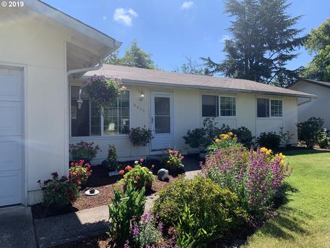 4655 Thunderbird St, Eugene, OR 97404 photo 1