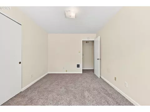 Bedroom - 880 NW Florence Ave, Gresham, OR 97030 photo 2 of 4