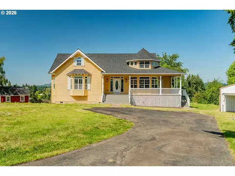 18266 S Holly Ln, Oregon City, OR 97045