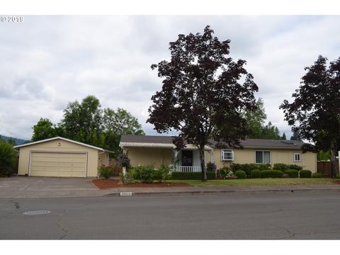 1082 S 59th St, Springfield, OR 97478 photo 1
