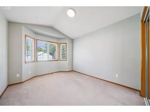 Bedroom - 4396 SE 1st Ter, Gresham, OR 97080 photo 6 of 6
