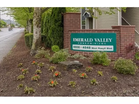 4712 W Powell Blvd #234, Gresham, OR 97030 photo 1