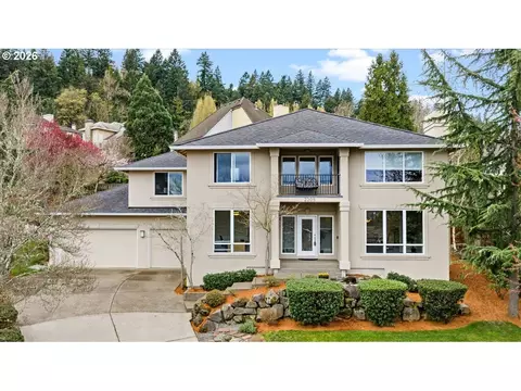 2305 Stonehurst Ct, Lake Oswego, OR 97034