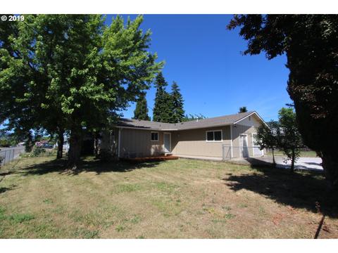 111 Cherry St, Riddle, OR 97469 photo 1