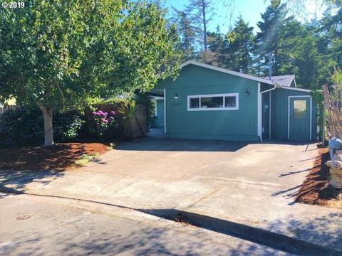 1220 34th Pl, Florence, OR 97439 photo 1