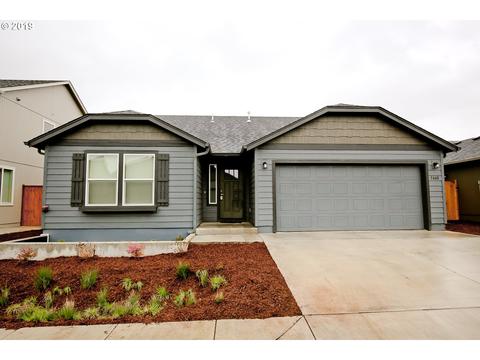 3660 Phantom Way, Eugene, OR 97402 photo 1