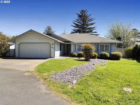 543 Linda Ln, Brookings, OR 97415