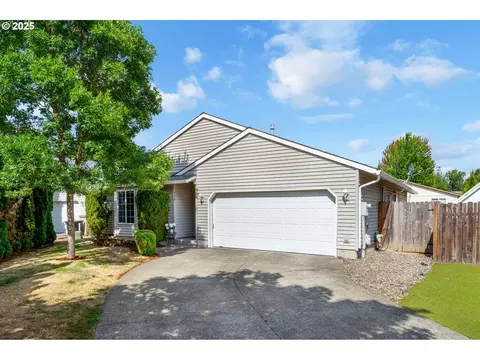 558 SE 71st Ave, Hillsboro, OR 97123