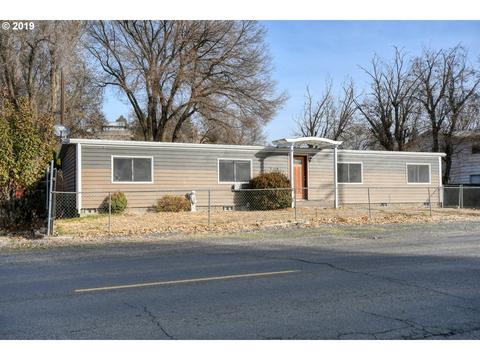 2811 NE Riverside Ave, Pendleton, OR 97801 photo 1