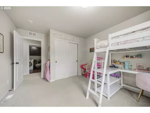 Bedroom - 4128 SW Emerald Ave, Gresham, OR 97080 photo 4 of 7