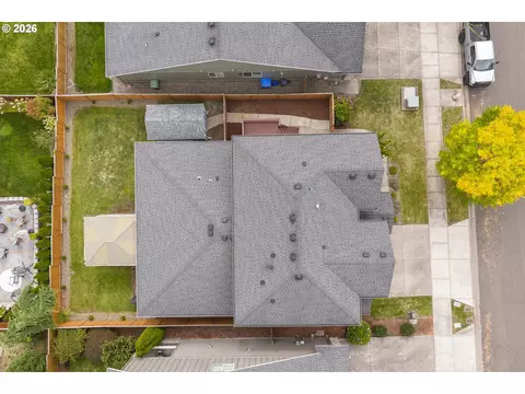 View/Area - 4128 SW Emerald Ave, Gresham, OR 97080 photo 3 of 5