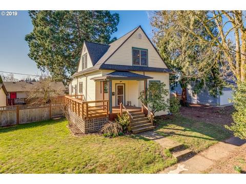 912 E 6th St, Newberg, OR 97132 photo 1