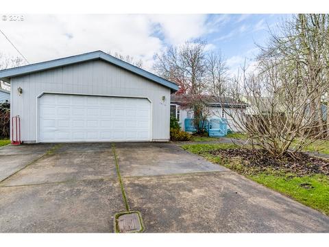 1910 Grant St, Eugene, OR 97405 photo 1