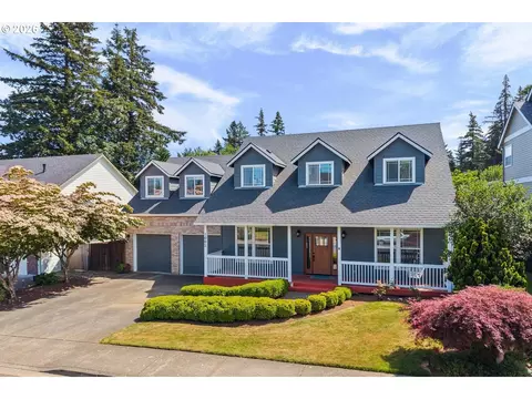 Exterior - 1002 NW 22nd Ave, Camas, WA 98607 photo 8 of 8