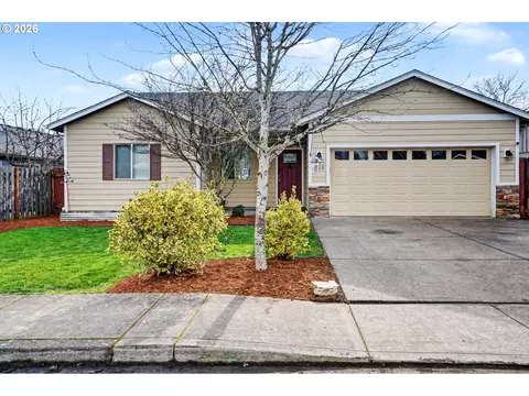 463 SE Pine St, Dallas, OR 97338